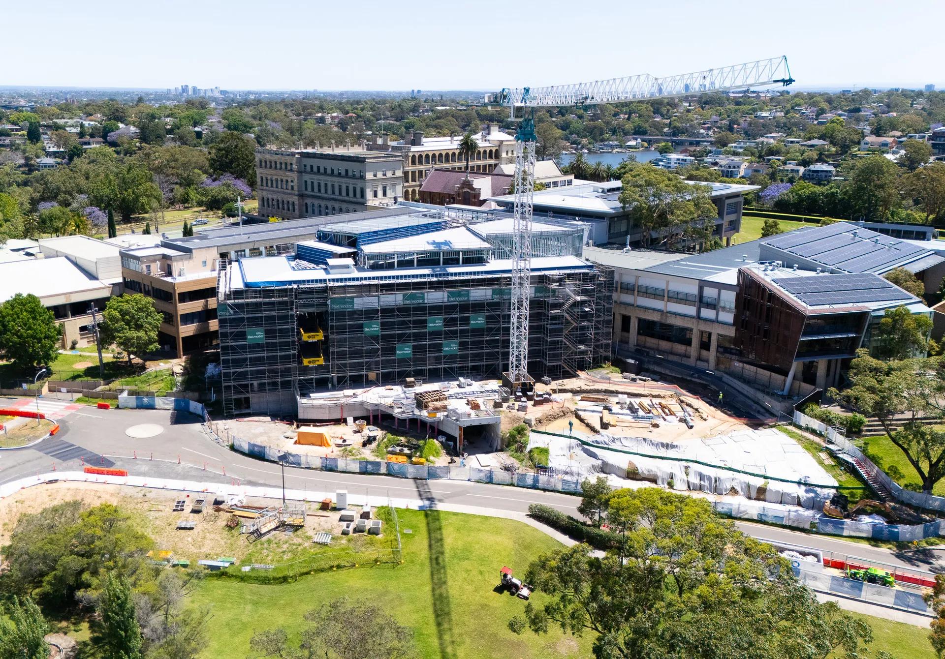 SAINT IGNATIUS COLLEGE